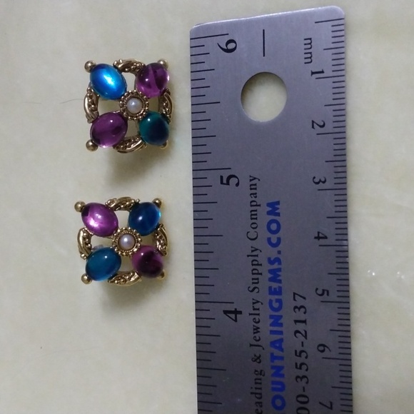 🔴3/$25 EUC JEWEL TONE EARRINGS FOR PIERCED EARS - Picture 2 of 3